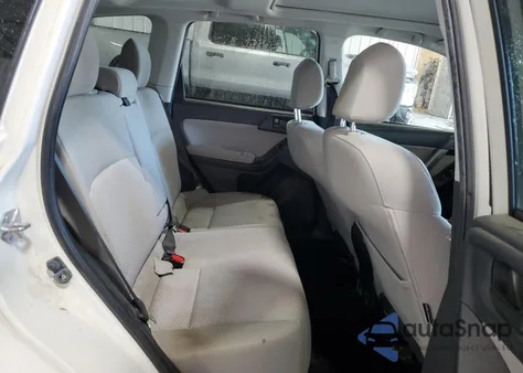 2015 Subaru Forester 2.5I Premium z USA, uszkodzony, nr VIN JF2SJADC1FH839974